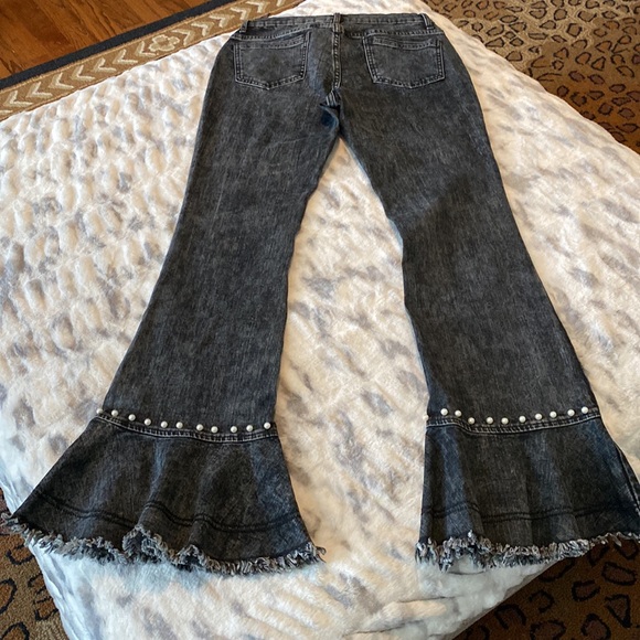 Venus Flare Jeans with Pearl Detailing - Picture 4 of 8